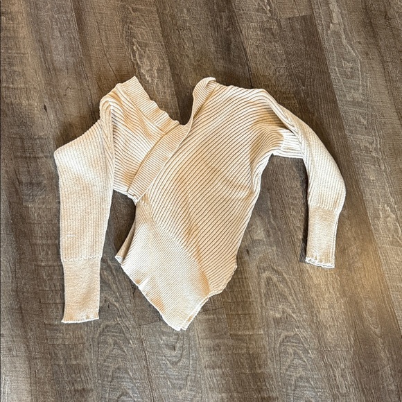 Cream Ribbed Knit Sweater - Picture 2 of 2